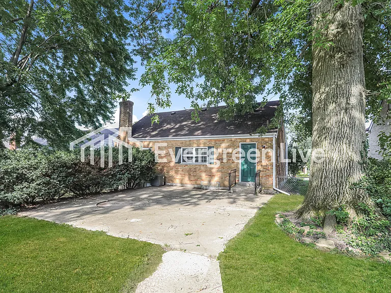 2161 Sylved Ln — Photo 15