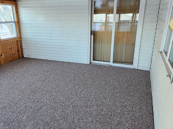 3rd image of 6204 25th Ave