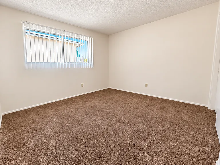 4780 Wilson Ave #8 — Photo 6