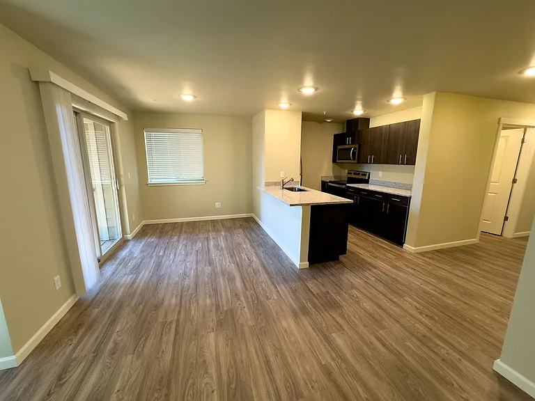 Harmona Heights Apartments — Photo 12