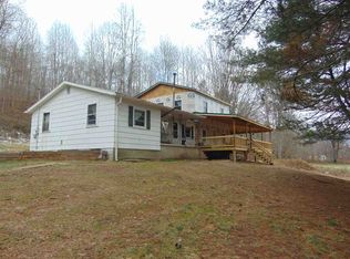 245 Marvin Hicks Dr, Olive Hill, KY 41164