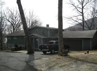 12 Lower North Shore Rd, Branchville, NJ 07826