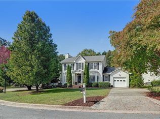 3007 Southhampton Dr, Jamestown, NC 27282