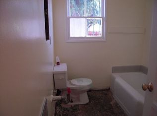 2828 Freckles Rd, Lakewood, CA 90712