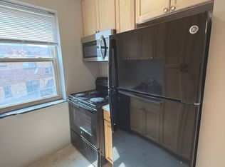 5710 Phillips Ave #A6, Pittsburgh, PA 15217