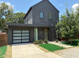 1800 Crown Dr #2, Austin, TX 78745