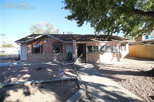1st image of 833 Juanita St