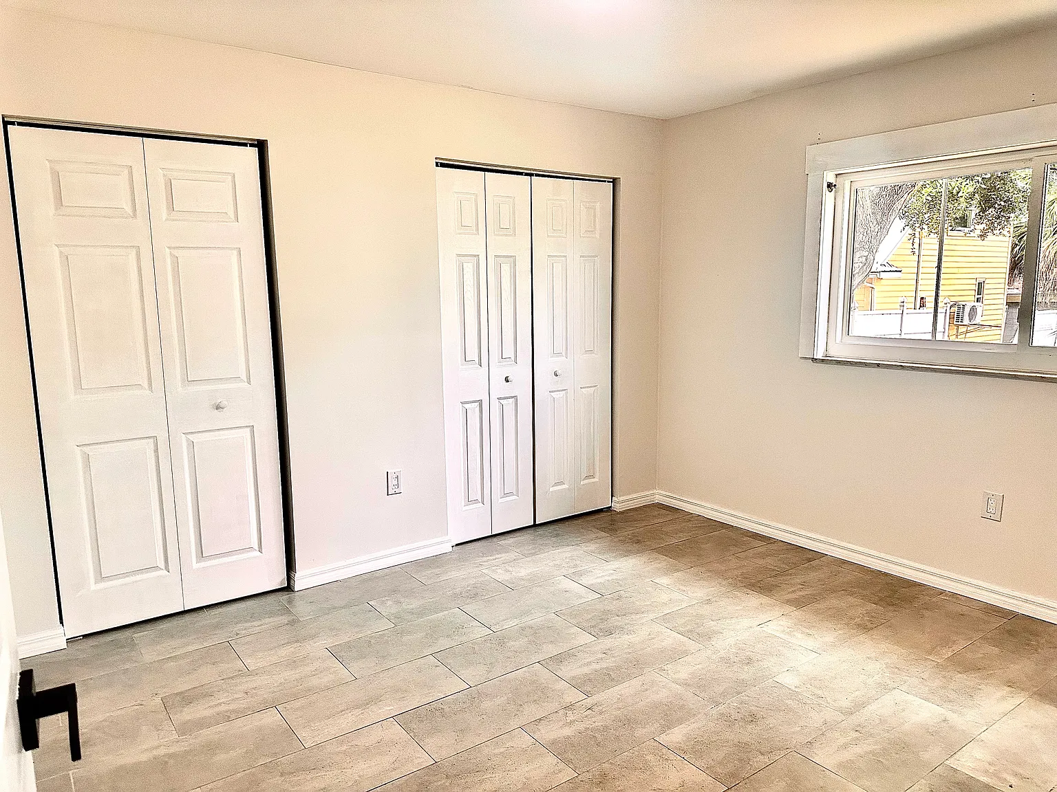 3 bed, 1200 sqft, $1,950 — Photo 4