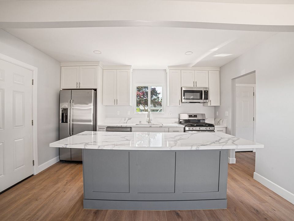 1st image of 9263 Ramona Ave