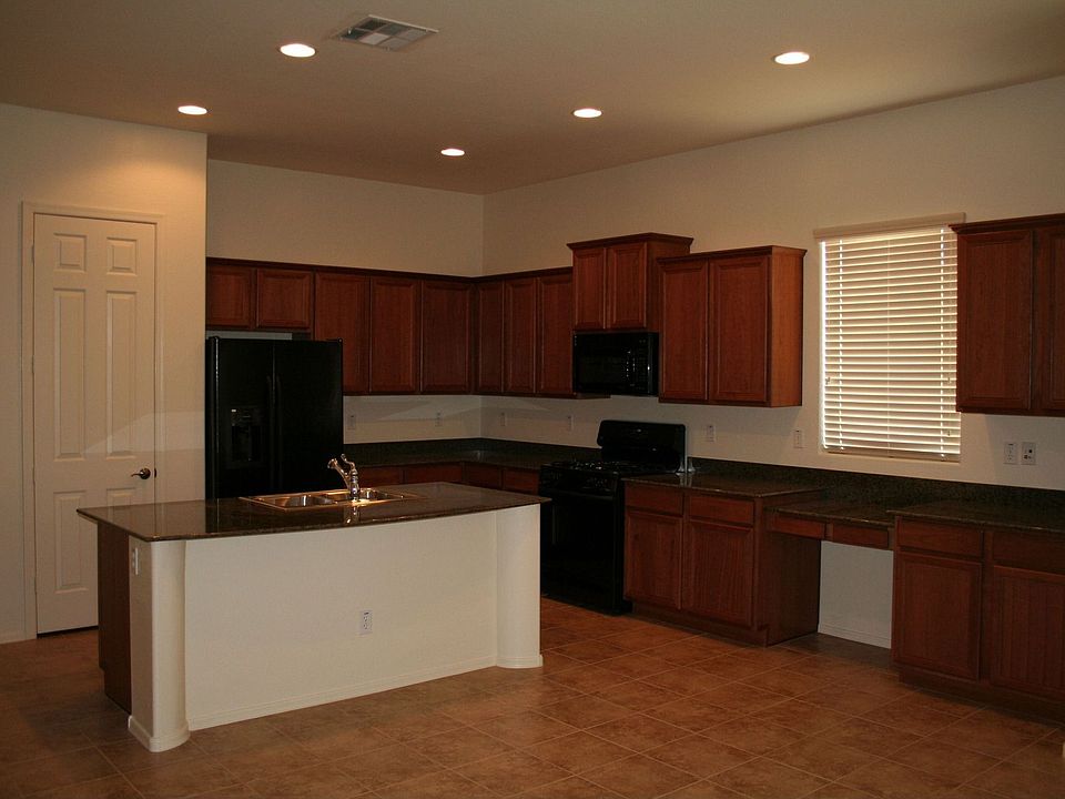 2nd image of 13368 N Founders Park Blvd