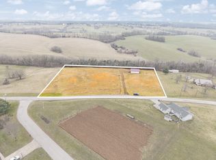 433 Lake View Rd, Ewing, KY 41039