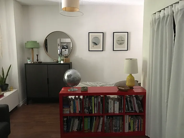 225 Gladstone Ave — Photo 107