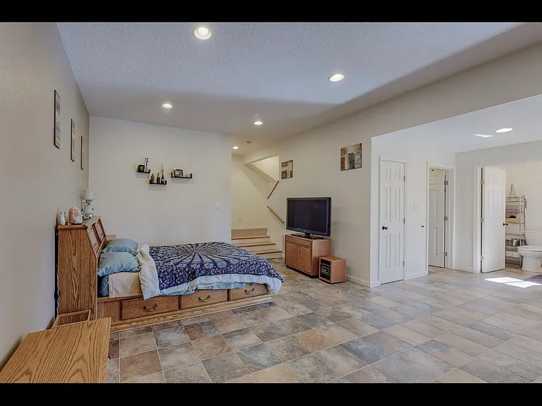 15 Rocky Ranch Rd — Photo 28