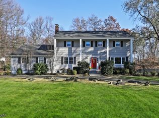 1501 Ashbrook Dr, Scotch Plains, NJ 07076