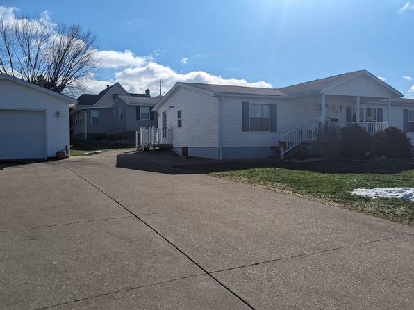731 Cooper St, Harrisville, WV 26362