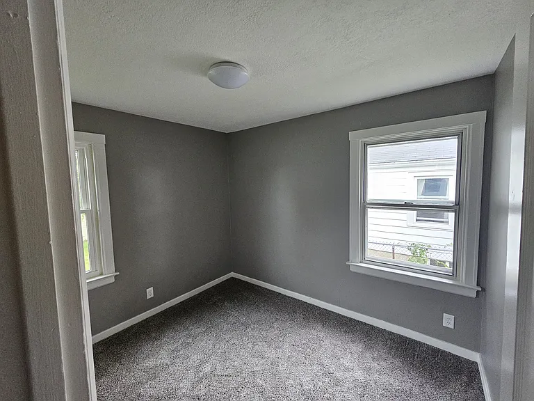 1229 Spring St — Photo 12