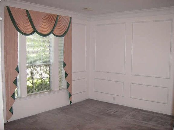 2nd image of 20807 Autumn Redwood Way