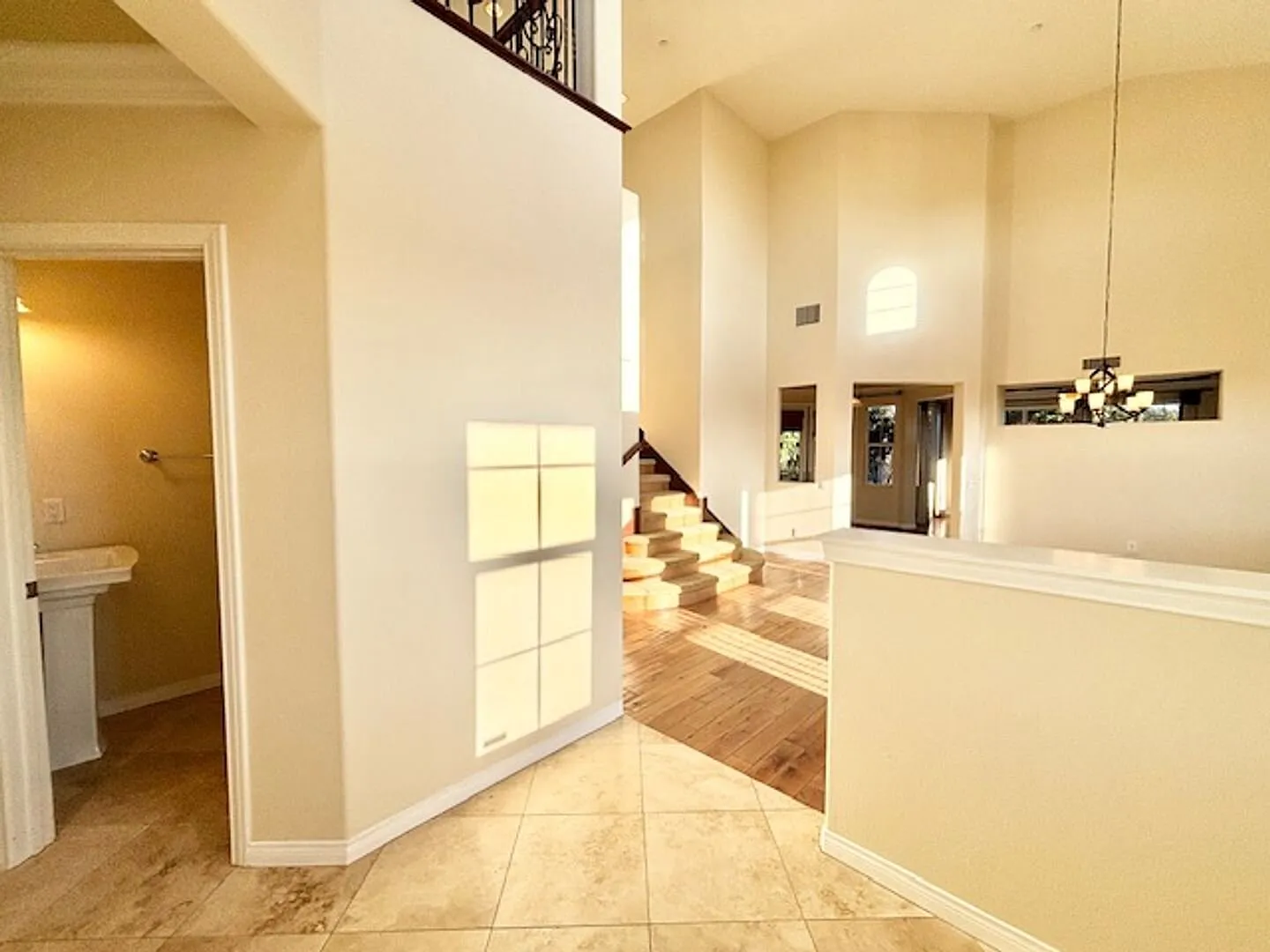 3 Bedroom + 3 Bathroom Home | Midtown Ventura | Unfurnished — Photo 4