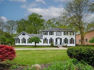 437 Victoria Park Dr, Tallmadge, OH 44278
