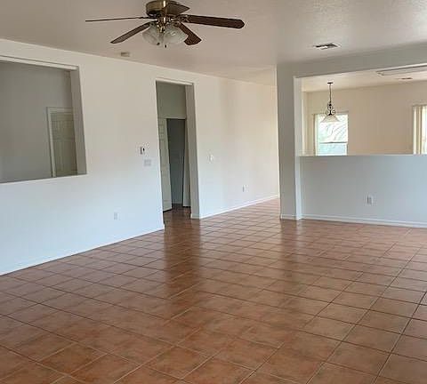 3rd image of 127 W Calle Mantilla