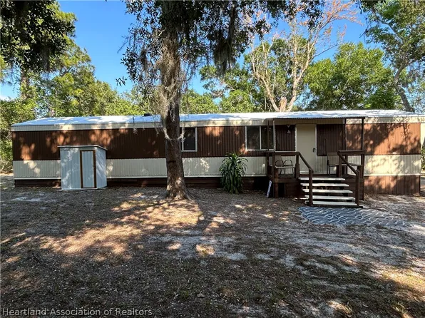 1515 Wilson Dr, Sebring, FL 33875