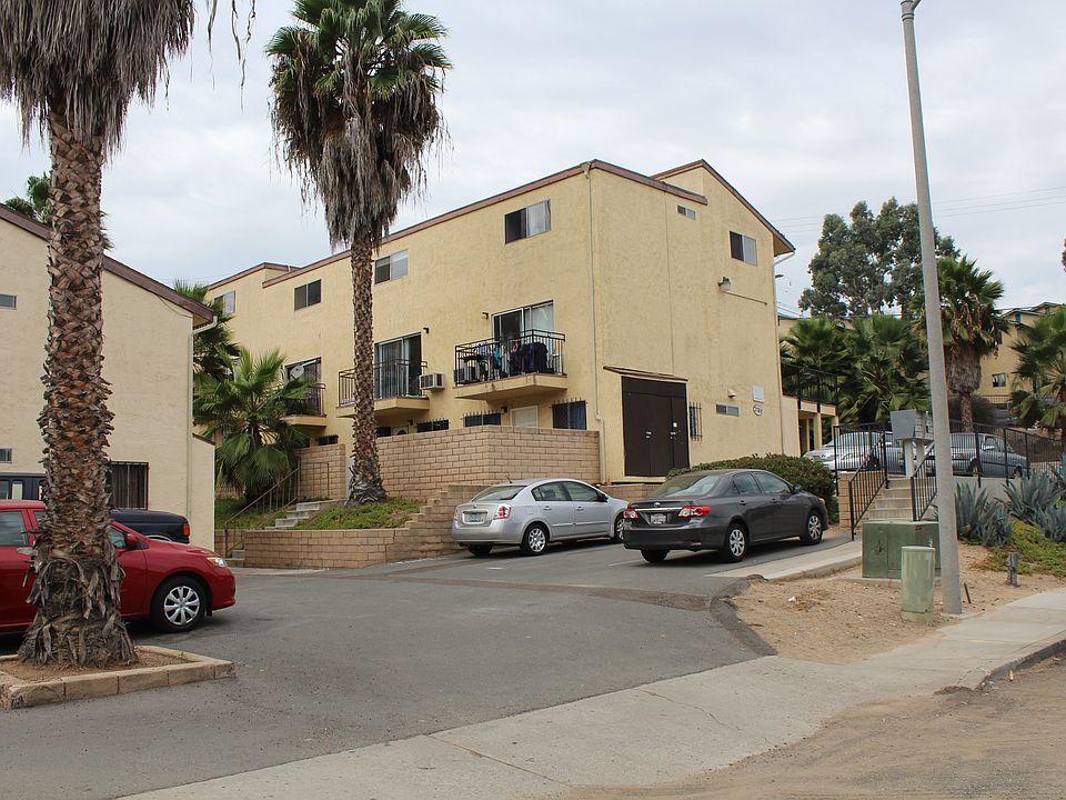 2nd image of 3788 50th St Unit 4