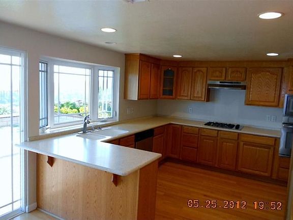 3rd image of 11527 Sierra Sky Dr