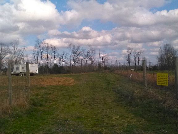 2nd image of 306 Salt Lick Creek Rd