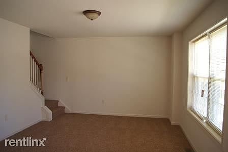 192- Lv Rm