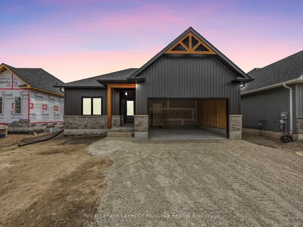 114 Brandon Ave, Severn, ON L0K 1E0