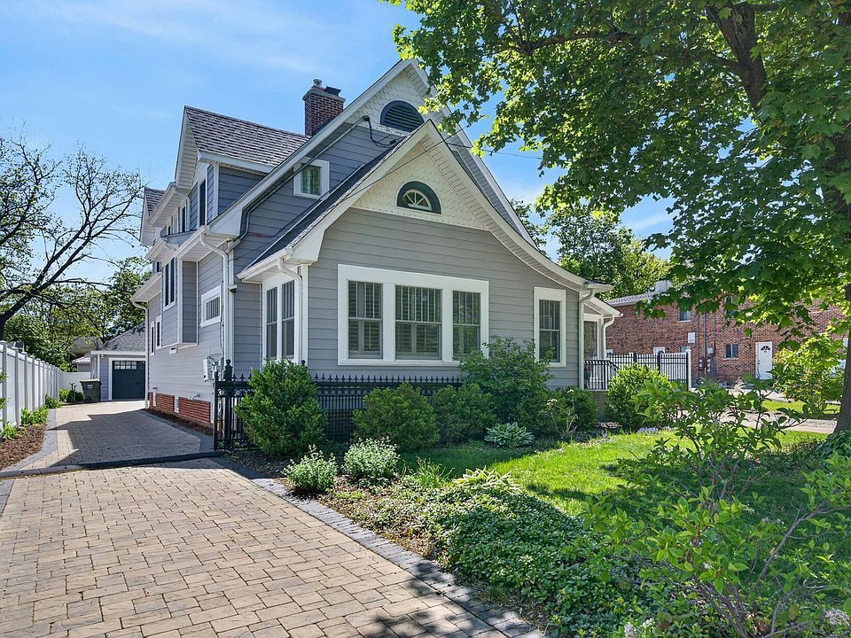 1st image of 112 Douglas Ave