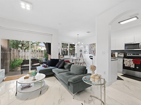 3rd image of 12475 SW 124th St #12475