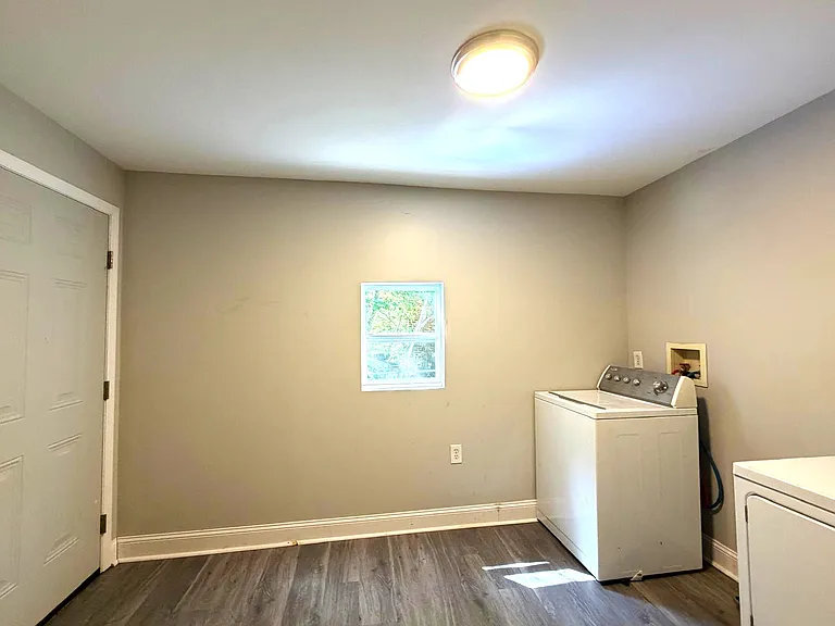 20 Hutto Ct — Photo 25