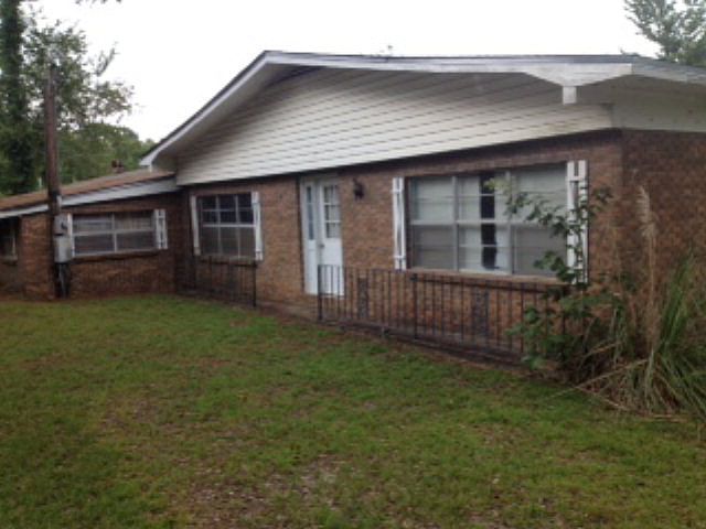 1st image of 8004 Parkside Cir