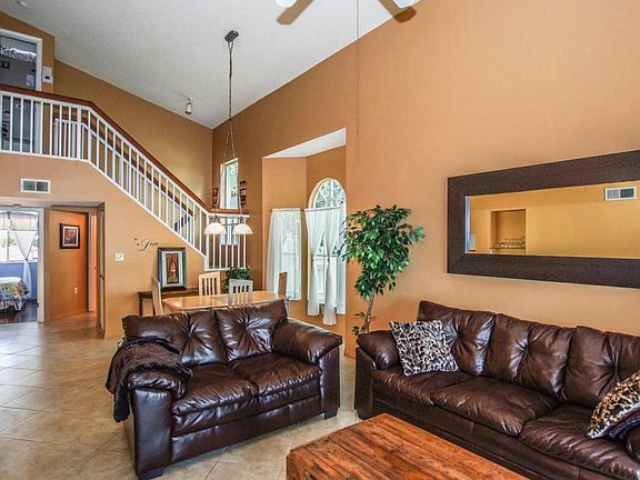 2nd image of 11201 Glenmoor Dr