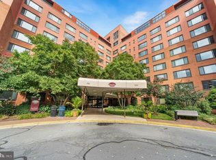 River Place Co-op, Arlington, VA 22209