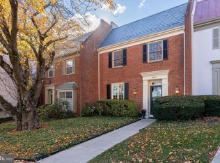 8007 Strauff Rd #16, Towson, MD 21204