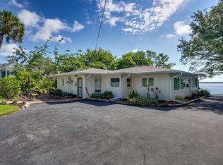871 N Indian River Dr, Cocoa, FL 32922
