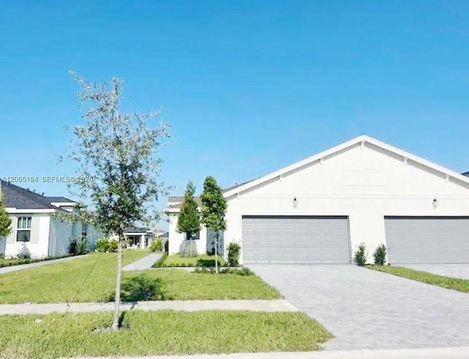 1375 Tangled Orchard Trce