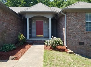 2011 N Hills Dr, Cabot, AR 72023