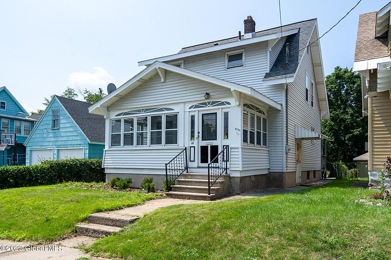 4th image of 1111 Phoenix Avenue