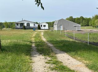 4249 W 80th St, Fremont, MI 49412