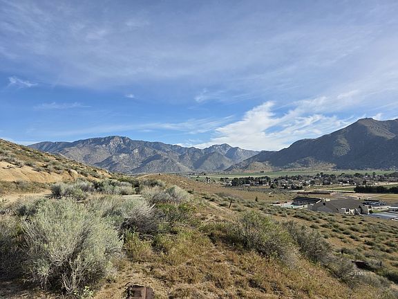 2nd image of 425-072-61 S Kelso Valley Rd