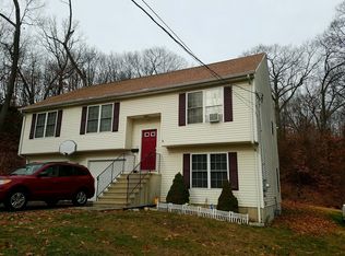 160 Exeter St, Bridgeport, CT 06606