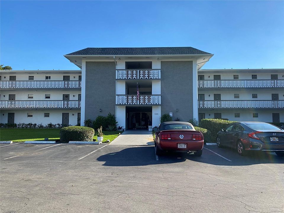 1st image of 1201 Hillcrest Ct APT 214