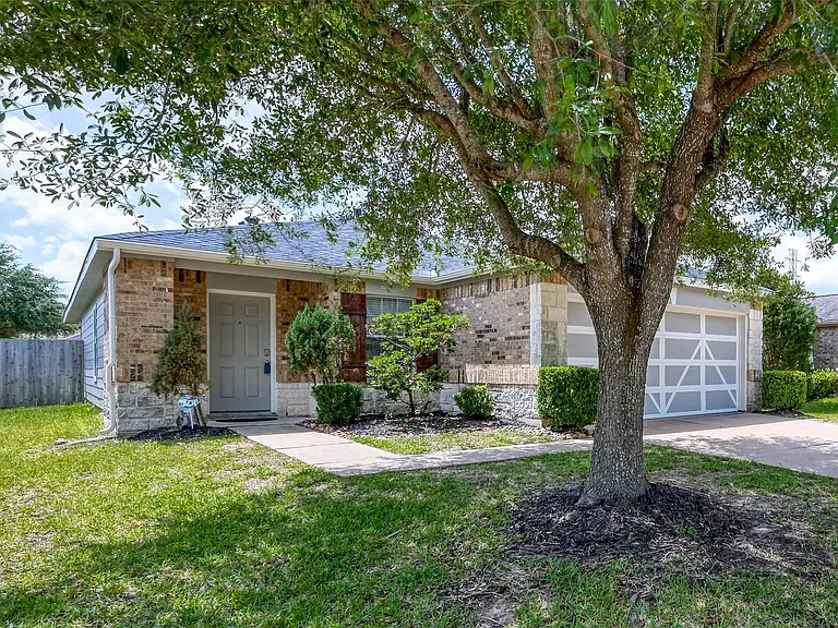 26611 Marble Falls Bnd — Photo 2
