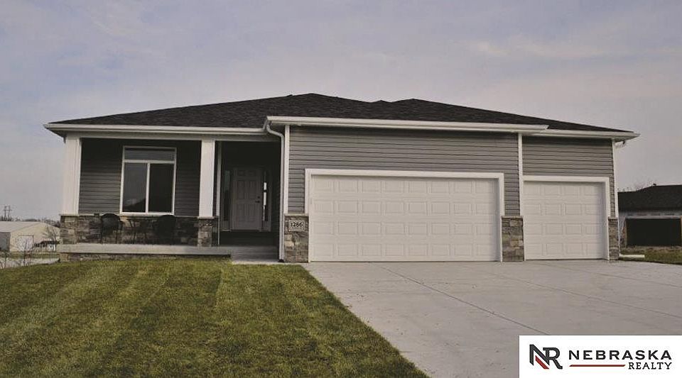 560 25th Cir, Wahoo, NE 68066 MLS 22315246 Zillow
