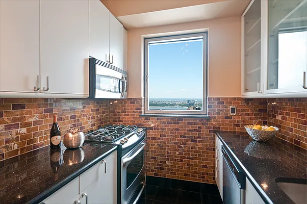 Sold by City Connections Realty | media 10