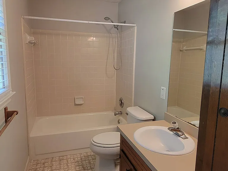 2532 Mistletoe Ln — Photo 19