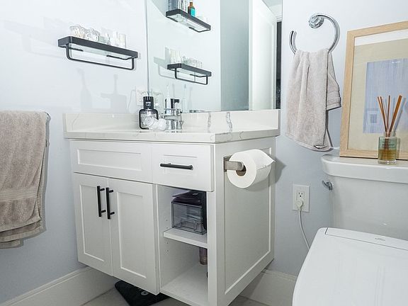 5th image of 59 Cherry St #1